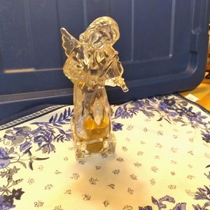 Mikasa Crystal Angel Herald Collection Angelic Vio